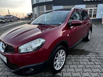 Красный Ниссан Кашкай, объемом двигателя 2 л и пробегом 355 тыс. км за 11200 $, фото 1 на Automoto.ua