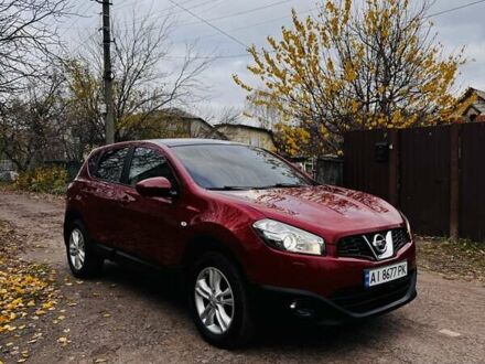 Красный Ниссан Кашкай, объемом двигателя 2 л и пробегом 147 тыс. км за 11700 $, фото 1 на Automoto.ua