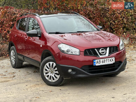 Ниссан Кашкай 2013 в Виннице на Automoto.ua Красный Ниссан Кашкай, объемом двигателя 2 л и пробегом 128 тыс. км за 11950 $, фото 1 на Automoto.ua