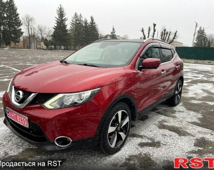 Красный Ниссан Кашкай, объемом двигателя 1.5 л и пробегом 215 тыс. км за 14350 $, фото 1 на Automoto.ua