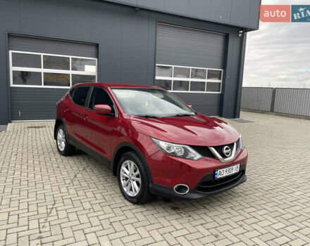Ниссан Кашкай 2017 в Мукачеве на Automoto.ua Красный Ниссан Кашкай, объемом двигателя 1.6 л и пробегом 133 тыс. км за 14900 $, фото 1 на Automoto.ua