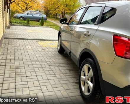 Ниссан Кашкай, объемом двигателя 2 л и пробегом 185 тыс. км за 8600 $, фото 4 на Automoto.ua