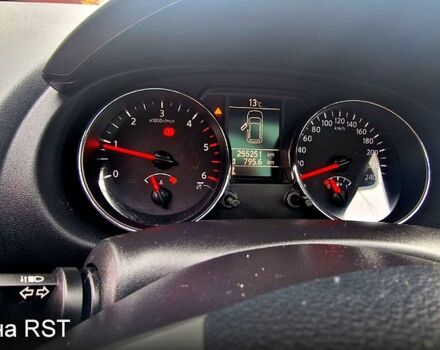 Ниссан Кашкай, объемом двигателя 1.6 л и пробегом 255 тыс. км за 11700 $, фото 4 на Automoto.ua