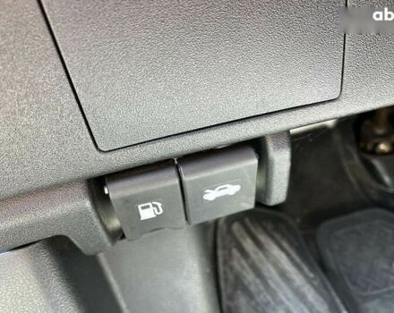 Ниссан Кашкай, объемом двигателя 1.6 л и пробегом 116 тыс. км за 11200 $, фото 17 на Automoto.ua