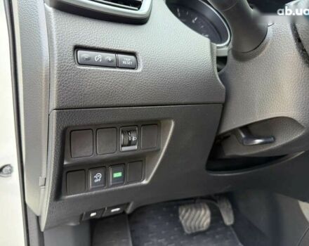 Ниссан Кашкай, объемом двигателя 1.6 л и пробегом 91 тыс. км за 18500 $, фото 25 на Automoto.ua