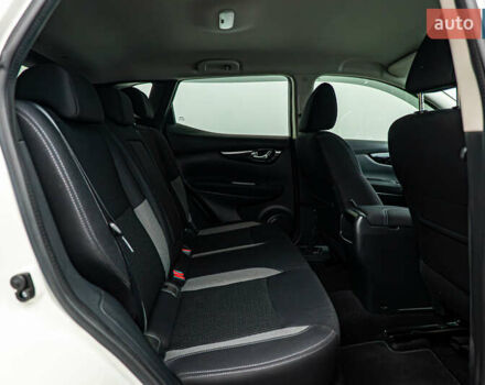 Ниссан Кашкай, объемом двигателя 1.6 л и пробегом 49 тыс. км за 22276 $, фото 19 на Automoto.ua