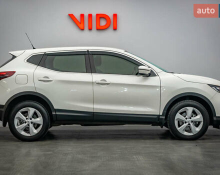 Ниссан Кашкай, объемом двигателя 1.6 л и пробегом 49 тыс. км за 22276 $, фото 4 на Automoto.ua