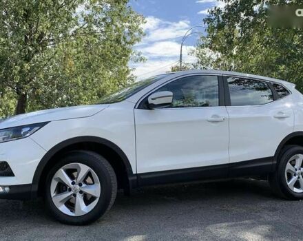 Ниссан Кашкай, объемом двигателя 1.2 л и пробегом 67 тыс. км за 17700 $, фото 4 на Automoto.ua