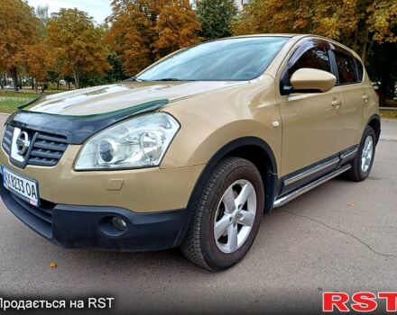 Желтый Ниссан Кашкай, объемом двигателя 2 л и пробегом 203 тыс. км за 8200 $, фото 2 на Automoto.ua