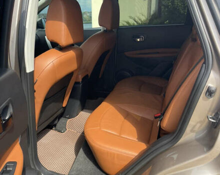 Желтый Ниссан Кашкай, объемом двигателя 2 л и пробегом 232 тыс. км за 10000 $, фото 14 на Automoto.ua