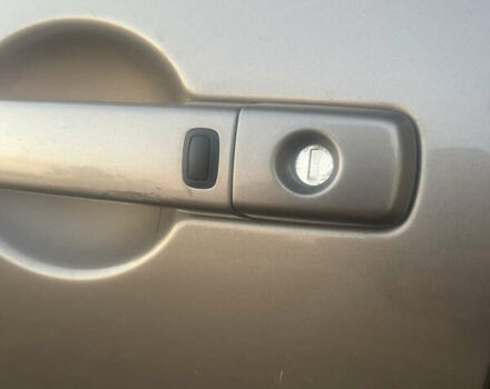 Желтый Ниссан Кашкай, объемом двигателя 2 л и пробегом 232 тыс. км за 10000 $, фото 28 на Automoto.ua