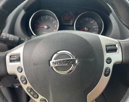 Желтый Ниссан Кашкай, объемом двигателя 2 л и пробегом 232 тыс. км за 10000 $, фото 23 на Automoto.ua