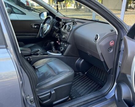 Серый Ниссан Кашкай, объемом двигателя 1.5 л и пробегом 305 тыс. км за 4024 $, фото 1 на Automoto.ua