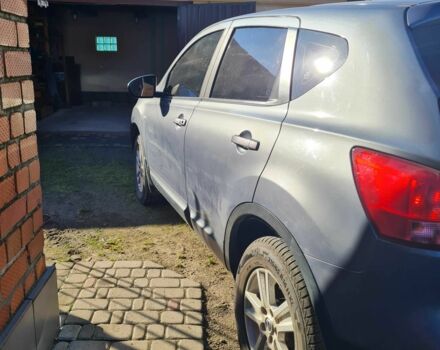 Серый Ниссан Кашкай, объемом двигателя 1.5 л и пробегом 264 тыс. км за 8000 $, фото 2 на Automoto.ua