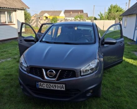 Серый Ниссан Кашкай, объемом двигателя 1.5 л и пробегом 270 тыс. км за 9600 $, фото 3 на Automoto.ua