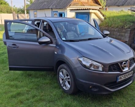 Серый Ниссан Кашкай, объемом двигателя 1.5 л и пробегом 270 тыс. км за 9600 $, фото 2 на Automoto.ua