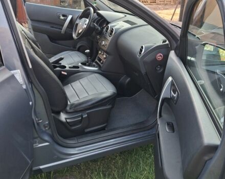 Серый Ниссан Кашкай, объемом двигателя 1.5 л и пробегом 270 тыс. км за 9600 $, фото 4 на Automoto.ua