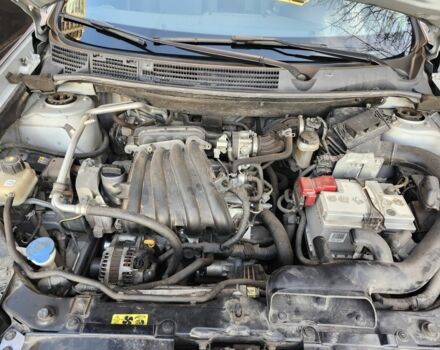 Серый Ниссан Кашкай, объемом двигателя 1.6 л и пробегом 143 тыс. км за 10500 $, фото 23 на Automoto.ua