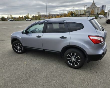 Серый Ниссан Кашкай, объемом двигателя 1.6 л и пробегом 143 тыс. км за 10500 $, фото 3 на Automoto.ua