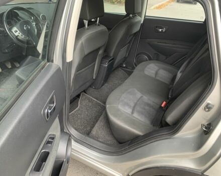 Серый Ниссан Кашкай, объемом двигателя 1.6 л и пробегом 240 тыс. км за 8800 $, фото 5 на Automoto.ua