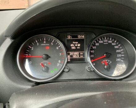 Серый Ниссан Кашкай, объемом двигателя 1.6 л и пробегом 240 тыс. км за 8800 $, фото 7 на Automoto.ua