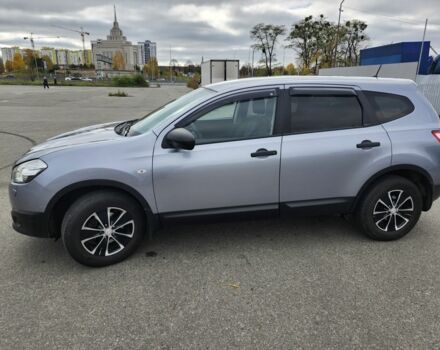 Серый Ниссан Кашкай, объемом двигателя 1.6 л и пробегом 143 тыс. км за 10500 $, фото 2 на Automoto.ua