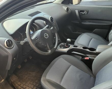 Серый Ниссан Кашкай, объемом двигателя 1.6 л и пробегом 143 тыс. км за 10500 $, фото 17 на Automoto.ua