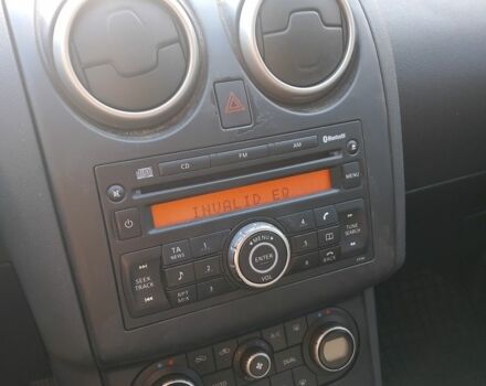 Серый Ниссан Кашкай, объемом двигателя 1.6 л и пробегом 272 тыс. км за 7200 $, фото 9 на Automoto.ua