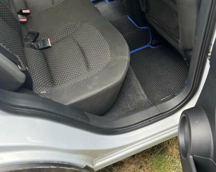 Сірий Ніссан Кашкай, об'ємом двигуна 1.46 л та пробігом 281 тис. км за 8100 $, фото 5 на Automoto.ua