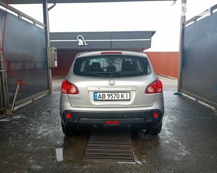 Серый Ниссан Кашкай, объемом двигателя 1.6 л и пробегом 250 тыс. км за 7700 $, фото 4 на Automoto.ua