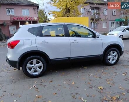 Серый Ниссан Кашкай, объемом двигателя 2 л и пробегом 287 тыс. км за 8200 $, фото 1 на Automoto.ua