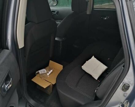 Серый Ниссан Кашкай, объемом двигателя 2 л и пробегом 200 тыс. км за 7700 $, фото 5 на Automoto.ua