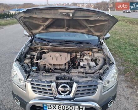 Сірий Ніссан Кашкай, об'ємом двигуна 1.6 л та пробігом 283 тис. км за 8199 $, фото 9 на Automoto.ua