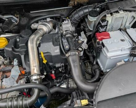 Серый Ниссан Кашкай, объемом двигателя 1.5 л и пробегом 272 тыс. км за 7999 $, фото 2 на Automoto.ua