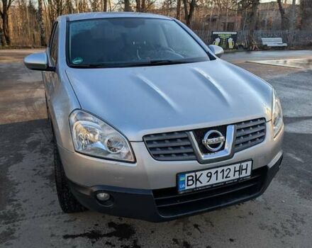 Серый Ниссан Кашкай, объемом двигателя 1.5 л и пробегом 272 тыс. км за 7999 $, фото 3 на Automoto.ua