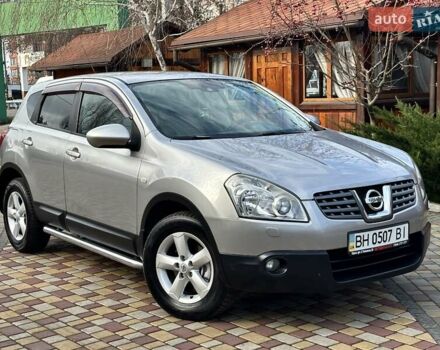 Серый Ниссан Кашкай, объемом двигателя 2 л и пробегом 146 тыс. км за 8900 $, фото 2 на Automoto.ua