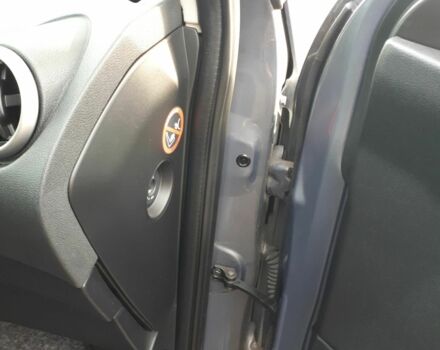 Серый Ниссан Кашкай, объемом двигателя 0 л и пробегом 146 тыс. км за 8800 $, фото 5 на Automoto.ua