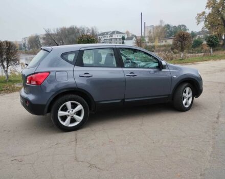 Серый Ниссан Кашкай, объемом двигателя 2 л и пробегом 239 тыс. км за 3900 $, фото 2 на Automoto.ua