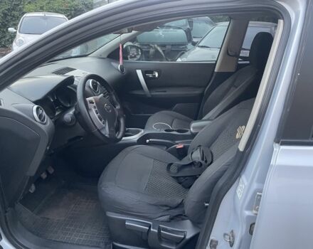 Серый Ниссан Кашкай, объемом двигателя 2 л и пробегом 300 тыс. км за 7800 $, фото 9 на Automoto.ua