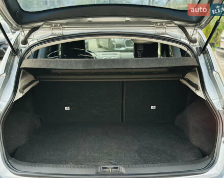 Сірий Ніссан Кашкай, об'ємом двигуна 2 л та пробігом 170 тис. км за 9200 $, фото 11 на Automoto.ua