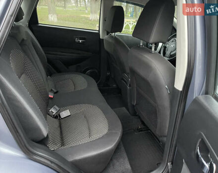 Серый Ниссан Кашкай, объемом двигателя 1.6 л и пробегом 212 тыс. км за 7800 $, фото 23 на Automoto.ua