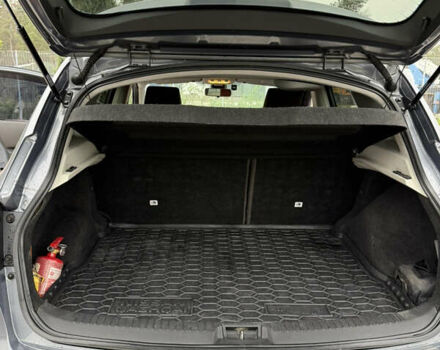 Сірий Ніссан Кашкай, об'ємом двигуна 2 л та пробігом 260 тис. км за 8100 $, фото 12 на Automoto.ua