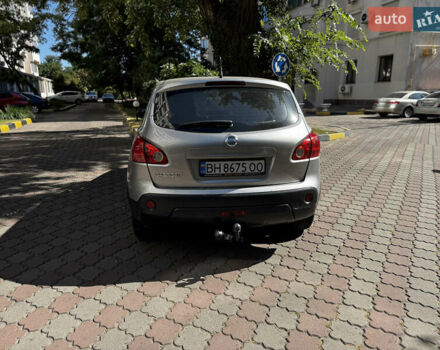 Серый Ниссан Кашкай, объемом двигателя 1.6 л и пробегом 203 тыс. км за 8500 $, фото 7 на Automoto.ua