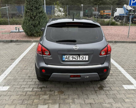 Сірий Ніссан Кашкай, об'ємом двигуна 2 л та пробігом 260 тис. км за 8100 $, фото 5 на Automoto.ua