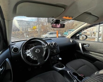 Серый Ниссан Кашкай, объемом двигателя 1.5 л и пробегом 270 тыс. км за 6800 $, фото 6 на Automoto.ua