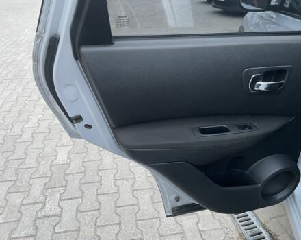 Серый Ниссан Кашкай, объемом двигателя 2 л и пробегом 300 тыс. км за 7800 $, фото 10 на Automoto.ua