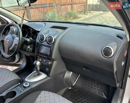 Серый Ниссан Кашкай, объемом двигателя 2 л и пробегом 146 тыс. км за 8900 $, фото 52 на Automoto.ua