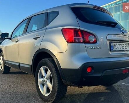 Серый Ниссан Кашкай, объемом двигателя 1.6 л и пробегом 320 тыс. км за 7600 $, фото 4 на Automoto.ua