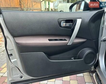 Серый Ниссан Кашкай, объемом двигателя 2 л и пробегом 146 тыс. км за 8900 $, фото 41 на Automoto.ua