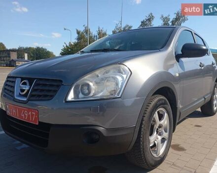 Серый Ниссан Кашкай, объемом двигателя 1.6 л и пробегом 200 тыс. км за 7650 $, фото 2 на Automoto.ua